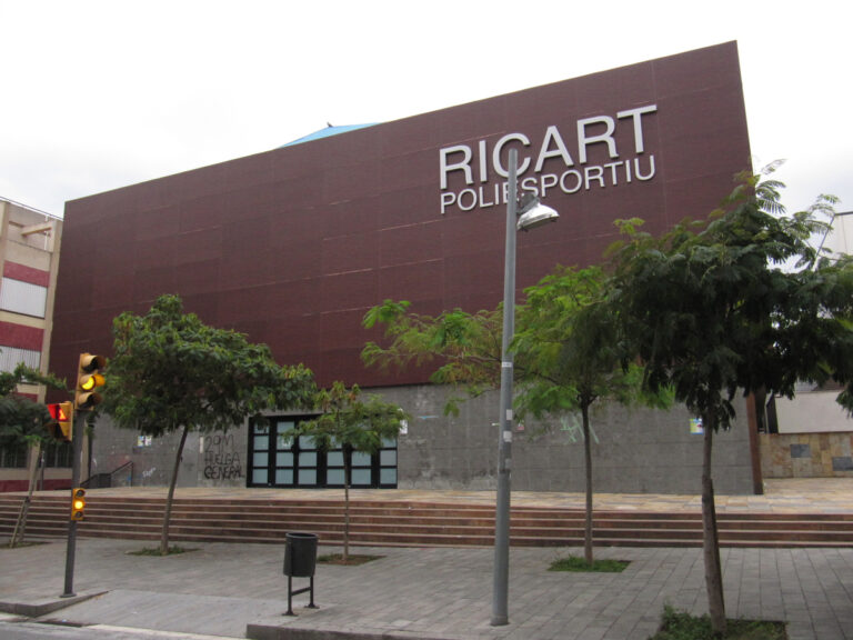 ERC aconsegueix el finançament per reobrir la piscina del poliesportiu Ricart